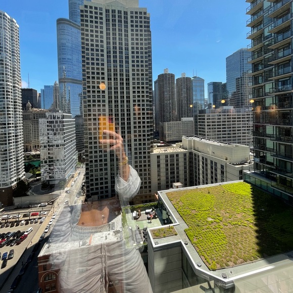 Meet your Posher - Picture 1 of 1